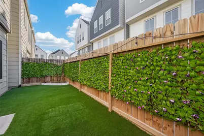 7707 Johanna Park Drive, Houston, TX 77055 - Photo 43