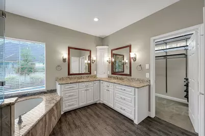 7 Cross Lake Drive, The Woodlands, TX 77382 - Photo 25