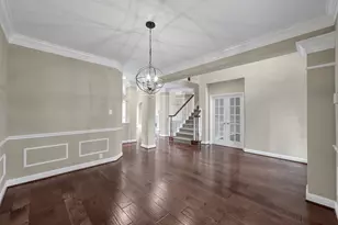 7 Cross Lake Dr, The Woodlands, TX 77382 - Photo 9