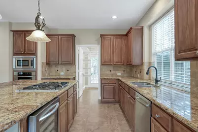 7 Cross Lake Drive, The Woodlands, TX 77382 - Photo 17