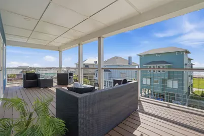 18 Blue Heron Circle, Jamaica Beach, TX 77554 - Photo 13