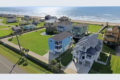 18 Blue Heron Circle, Jamaica Beach, TX 77554 - Photo 3