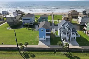 18 Blue Heron Cir, Jamaica Beach, TX 77554 - Photo 15