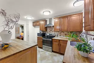 6714 Canyon Way Dr, Houston, TX 77086 - Photo 9