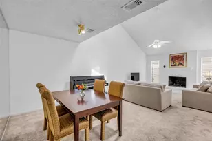 13740 Hollowgreen Dr, Houston, TX 77082 - Photo 9