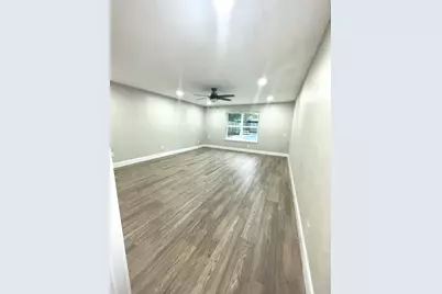 537 Natchez Park, Conroe, TX 77302 - Photo 11