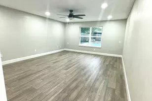 537 Natchez Park, Conroe, TX 77302 - Photo 11