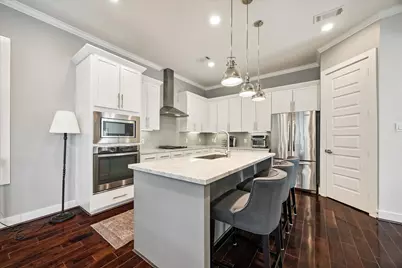 1047 W 17 Street, Houston, TX 77008 - Photo 5