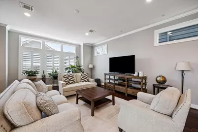 1047 W 17 Street, Houston, TX 77008 - Photo 3