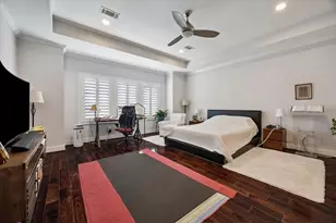 1047 W 17th St, Houston, TX 77008 - Photo 11