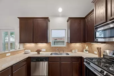 873 Grassy Knoll Trail, La Marque, TX 77568 - Photo 13