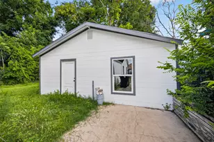 4715 Engleford St, Houston, TX 77026 - Photo 29