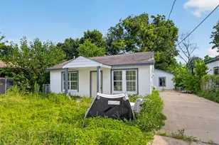 4715 Engleford St, Houston, TX 77026 - Photo 3