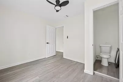 4715 Engleford Street, Houston, TX 77026 - Photo 17