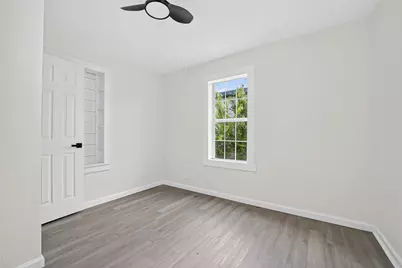 4715 Engleford Street, Houston, TX 77026 - Photo 15