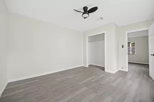 4715 Engleford St, Houston, TX 77026 - Photo 27