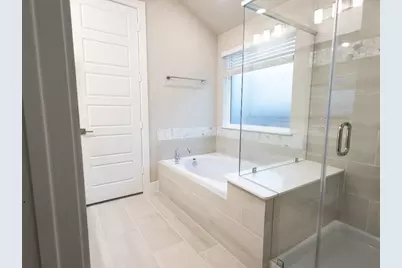 2010 Bluff Oak Court, Conroe, TX 77304 - Photo 23