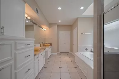 1123 Horseshoe Drive, Sugar Land, TX 77478 - Photo 37