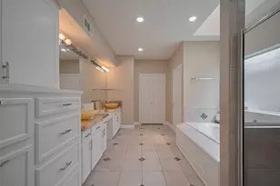 1123 Horseshoe Dr, Sugar Land, TX 77478 - Photo 37