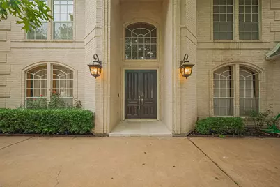 1123 Horseshoe Drive, Sugar Land, TX 77478 - Photo 1