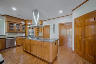 1123 Horseshoe Dr, Sugar Land, TX 77478 - Photo 19