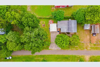 364 Mesquite, Livingston, TX 77351 - Photo 29