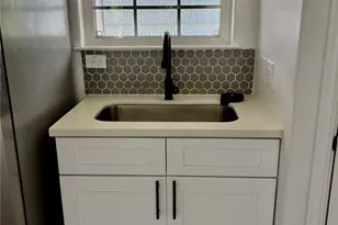 4827 1st St, Houston, TX 77504 - Photo 11