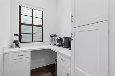 3319 Beverly Forest Drive, Houston, TX 77057 - Photo 17