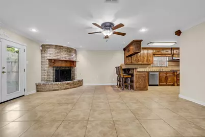 11419 Kirkhollow Drive, Houston, TX 77089 - Photo 7
