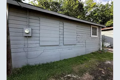 412 S San Jacinto Street, Conroe, TX 77301 - Photo 5