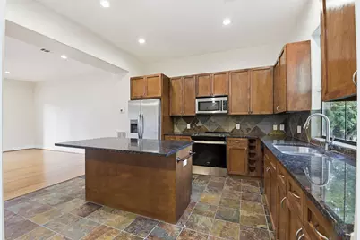 2028 Tuam Street, Houston, TX 77004 - Photo 9