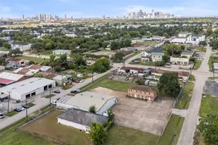 6910 Winton St, Houston, TX 77021 - Photo 3