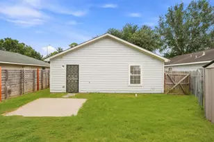 11723 Greenmesa Dr, Houston, TX 77044 - Photo 25