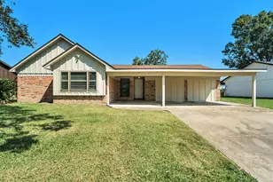 3008 Columbia St, Baytown, TX 77521 - Photo 1