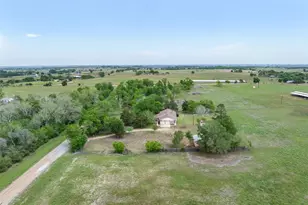 1031 McElroy Ln, New Ulm, TX 78950 - Photo 31
