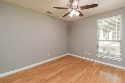 8806 Lakeside Forest Drive, Houston, TX 77088 - Photo 15
