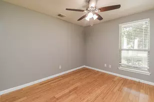8806 Lakeside Forest Dr, Houston, TX 77088 - Photo 15