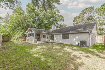 8806 Lakeside Forest Drive, Houston, TX 77088 - Photo 21