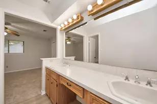 2319 Halbert, Pearland, TX 77581 - Photo 17