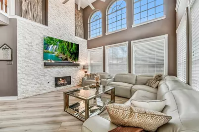 2403 N Lake Front Drive, League City, TX 77573 - Photo 5
