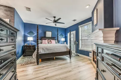 2403 N Lake Front Drive, League City, TX 77573 - Photo 15