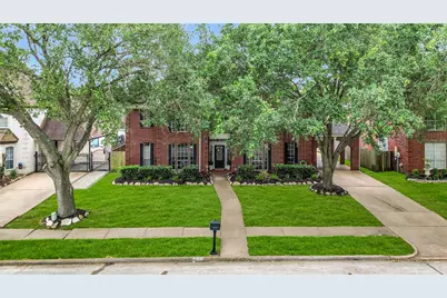 2403 N Lake Front Drive, League City, TX 77573 - Photo 3
