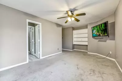 2403 N Lake Front Drive, League City, TX 77573 - Photo 25