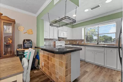 721 Davis Road, League City, TX 77573 - Photo 9