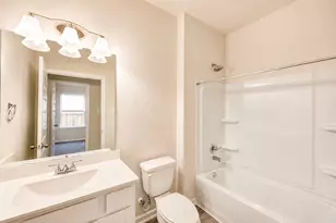 1913 N Riverside Cir, Dayton, TX 77535 - Photo 13