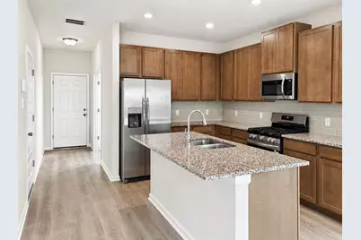 1913 N Riverside Circle, Dayton, TX 77535 - Photo 5