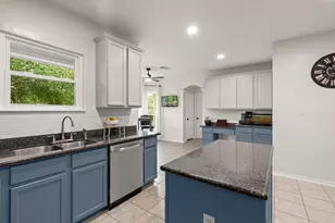 12003 Helene Ct, Pinehurst, TX 77362 - Photo 17