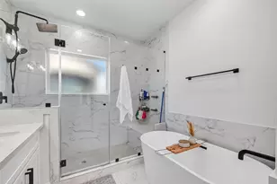 4804 Elysian St, Houston, TX 77009 - Photo 33