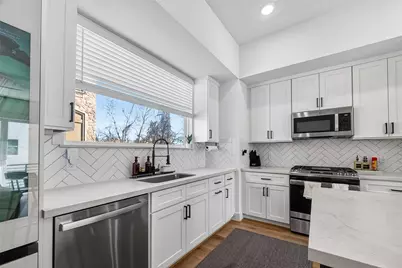 4804 Elysian Street #C, Houston, TX 77009 - Photo 13