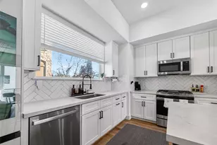 4804 Elysian St, Houston, TX 77009 - Photo 13